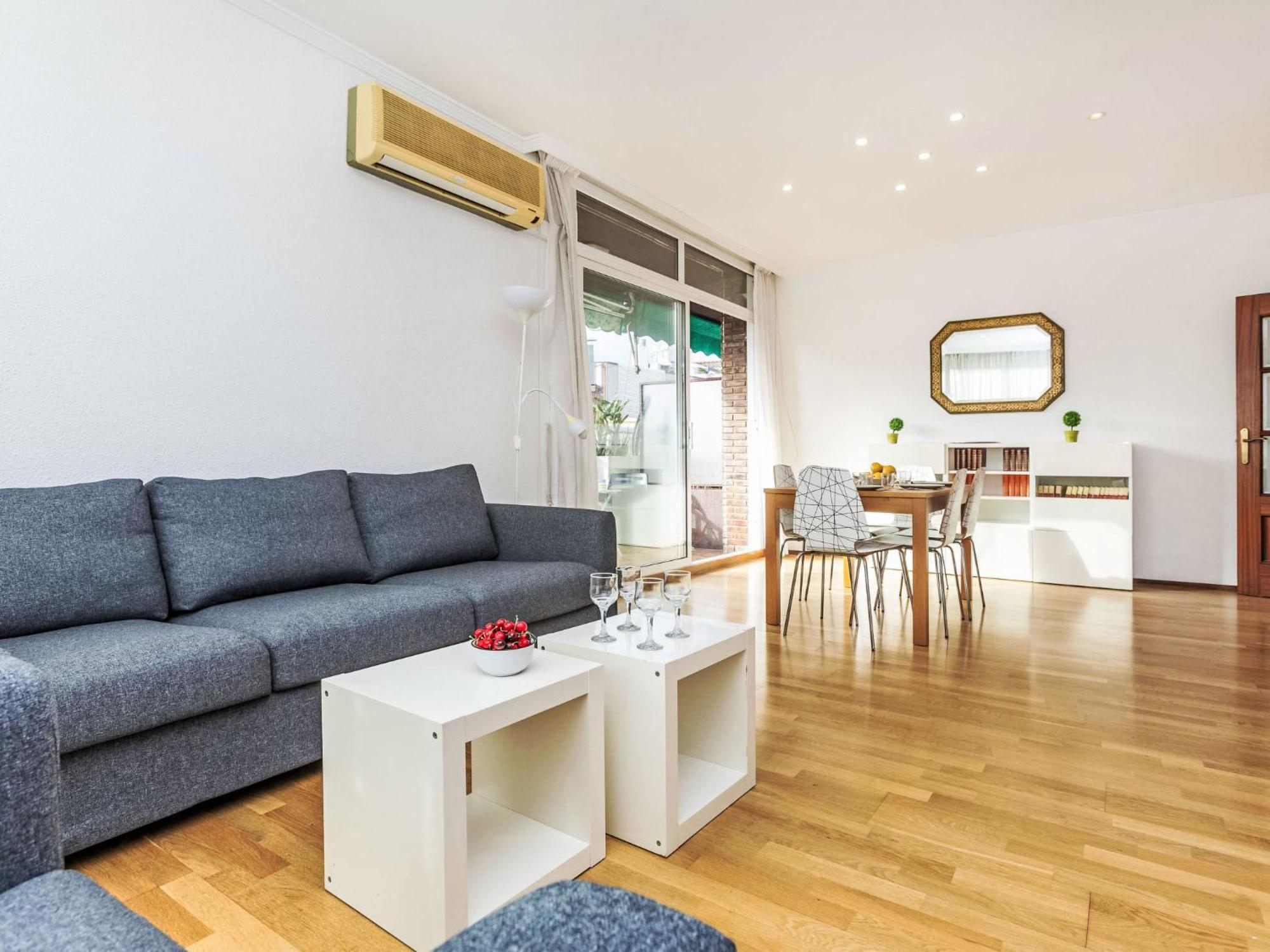 Apartment Sants-Les Corts Galileu By Interhome Barcelona Zewnętrze zdjęcie